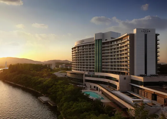 Luxury hotel only: Lahan Select Gyeongju